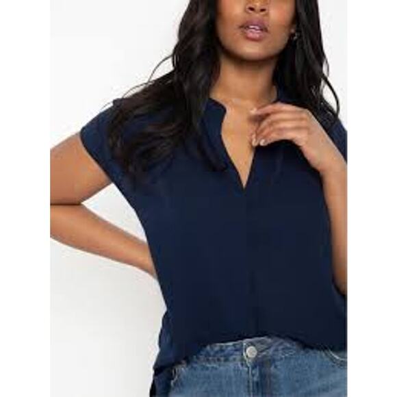 ELOQUII Women’s Notch Collar Blouse – Navy – Size 28 Plus - Picture 2 of 11